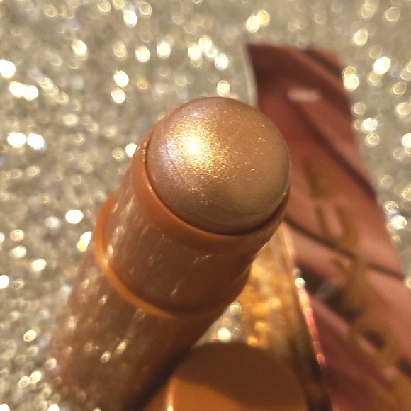 💙🌟🧚♀️SUNLIT Buxom Summer Babe Glow Stick NWT - Picture 6 of 6